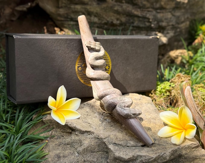 Tepi "Double Snake Round" carved from single wooden block of Dark Waru wood