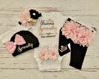 baby girl coming home outfit, newborn baby girl take home outfit, baby girl clothes, hospital outfit, baby girl, baby girl outfit, baby girl