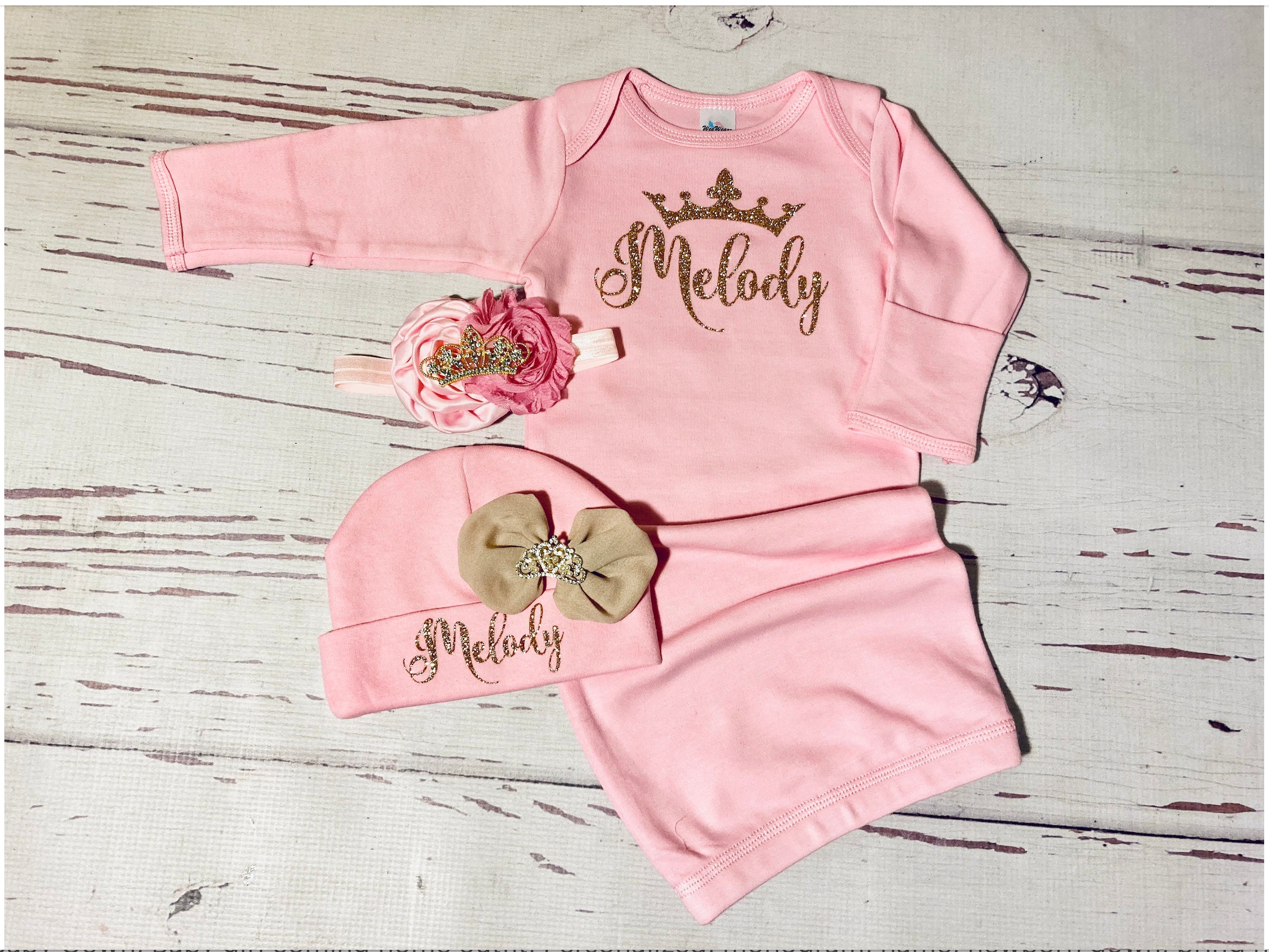 Personalized baby gown baby girl gown Newborn0-3m Monogram Baby girl coming home outfit new born baby girl take home outfit Baby girl gown