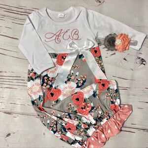 Baby Girl Coming Home Outfit Baby Girl Clothes Personalized Newborn Girl Outfit Take Home Outfit with Name New born Monogram Gown Dress