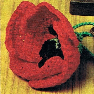 Poppy Flower Key Chain Vintage Crochet Pattern PDF (T182)