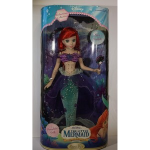Vintage Disney Princess The Little Mermaid Special Edition Porcelain doll 2006 M image 8