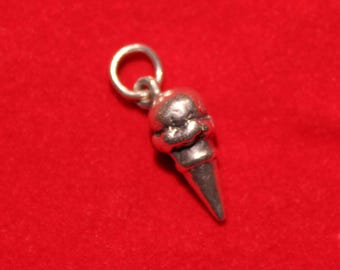 James Avery Sterling Silber 3D Kegel Charm