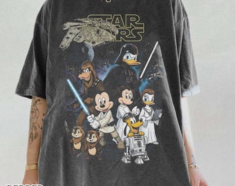 Camiseta retro de Disney Star Wars, camiseta retro de Mickey y sus amigos Jedi, atuendo para vacaciones familiares, camiseta con gráficos de dibujos animados de ciencia ficción, regalo para fans de Disney.