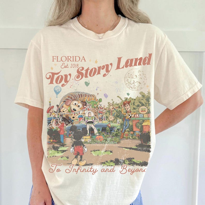 Chemise couleurs confort rétro Toy Story Land, t-shirt Toy Story, t-shirt Disney Pixar, soirée Woody Buzz Toy Story, chemise couleurs confort, famille Disney image 3