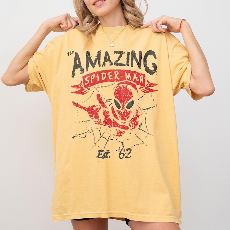Camiseta retrô do Homem-Aranha da Disney, Camiseta dos Vingadores da Marvel, Camiseta vintage do Homem-Aranha em quadrinhos, Camiseta do Homem-Aranha, Camiseta infantil do Homem-Aranha da Disney imagem 5