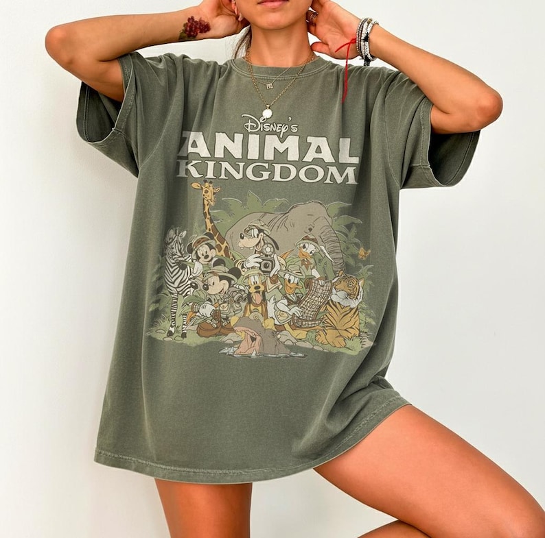 Camisetas vintage Disney Animal Kingdom con colores cómodos, camiseta Walt Disney World Safari, camiseta Jungle Safari Disney Vacation, camiseta Disney Trip 2026 imagen 1