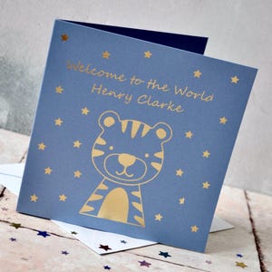 Tarjeta personalizada de tigre bebé con lámina dorada, tarjeta personalizada de animalito bebé