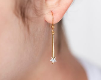 Crystal Star Earrings Delicate Shooting Star Dangle Earrings Simple Minimalist Jewelry Dainty Bar Earrings - E374