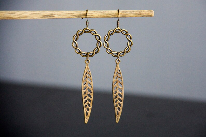 Round Circle Leaf Earrings Brown Leaf Antiqued Bronze Circle Long Earrings Twist Circle Long Feather Earrings Earth Tone Leaf Jewelry E298 image 3