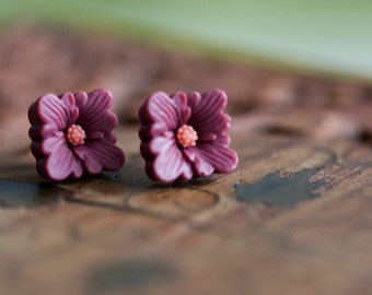 Flower Stud Earrings Dark Raspberry or Bright Orange Square Flower Earrings Deep Ruby Amber Yellow Ear Studs Simple Flower Jewelry - E322