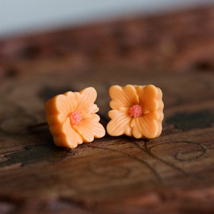 Flower Stud Earrings Dark Raspberry or Bright Orange Square Flower Earrings Deep Ruby Amber Yellow Ear Studs Simple Flower Jewelry E322 image 3