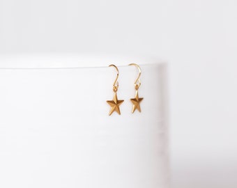 Tiny Star Earrings Gold Star Dangle Earrings Simple Geometric Earrings Dainty Minimal Jewelry Everyday Earrings Minimalist Jewelry - E363