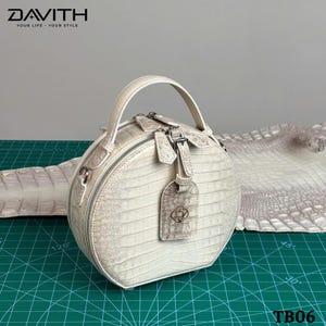 Mini bolsa de couro exótico branca feita à mão – Bolsa de luxo com textura de barriga de crocodilo da DAVITH LEATHER