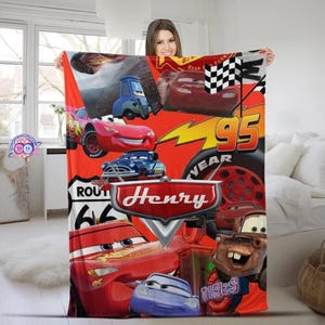 Personalized Cars Blanket, Lightning Mcqueen Throw, Custom Name Kids Bedding, Gift for Boys Birthday, Kids Throw, Toddler Fleece Blanket Bild 1