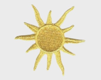 Parche bordado Sol Dorado Celestial: Insignia metálica termoadhesiva de 7,6 cm (3 pulgadas)