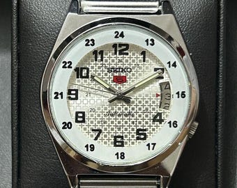 Vintage Seiko 5 Automatic Men's Wrist Watch Day&Date, White Dial Stainless Steel Band