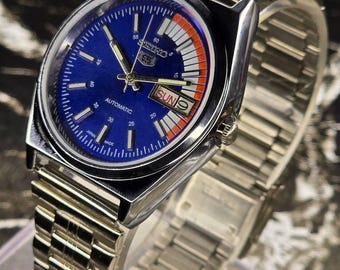 Seiko 5 Automatic Watch - Japan Made - Blue Dial - Jubilee