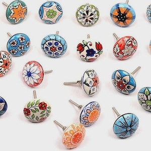 Handgeschilderde keramische knoppen, bloemen en geometrische kastbeslag, decoratieve porseleinen handgrepen voor kasten, vintage dressoirknoppen