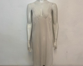 Vintage 80s white cream nylon slip dress by Images U.K. size 22 24 lace trim