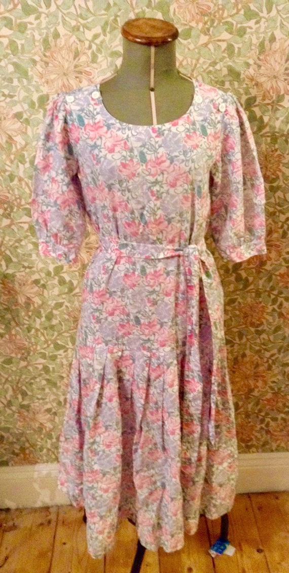 Vintage 80s Laura Ashley Pastel Print Floral Midi… - image 2