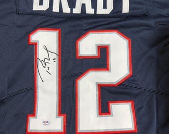 Tom Brady PSA/DNA Signed Autographed New England Patriots Jersey coa