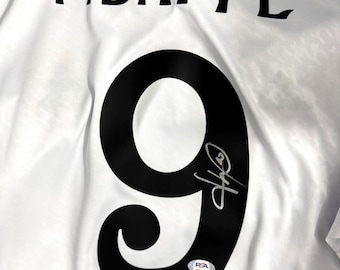 Kylian Mbappe PSA / DNA signiertes Real Madrid Trikot COA