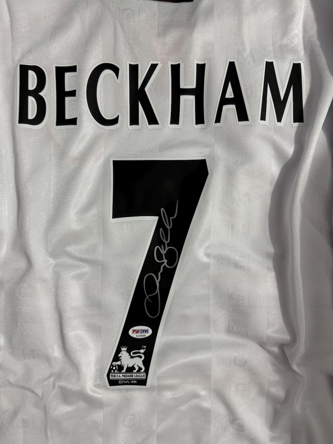 ベッカム サインフォト マンチェスター・ユナイテッド PSA/DNA認証 David Beckham PSA/DNA Signed Autographed Manchester United White