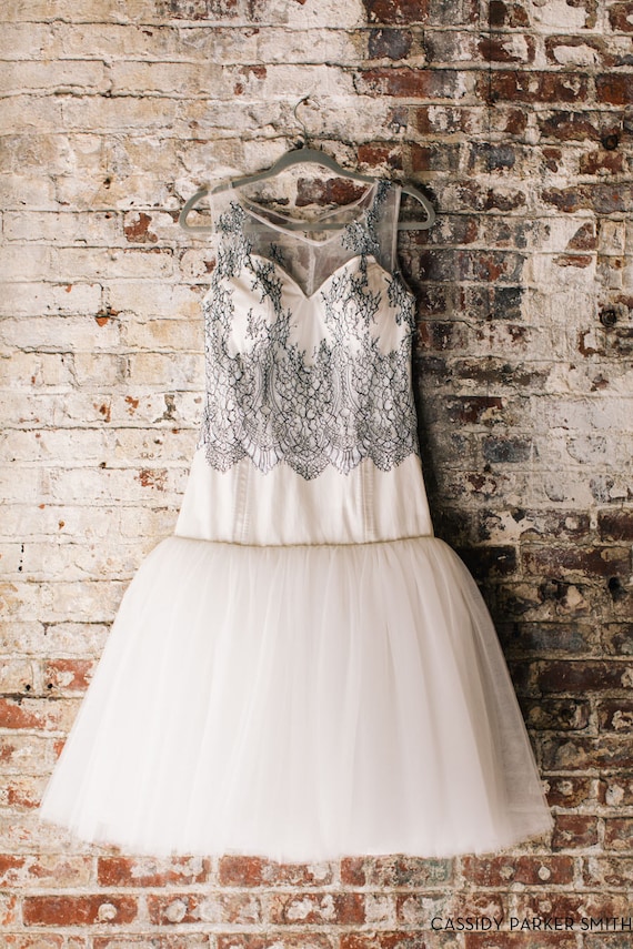 Lis: Short Lace Wedding Dress with Full Skirt Drop Waist Full Netting Skirt Lace Bodice with Sweetheart neck and low back Illusion Neckline Lis: Short Lace Wedding Dress with Full Skirt Drop Waist Full Netting Skirt Lace Bodice with Sweetheart neck and low back Illusion Neckline