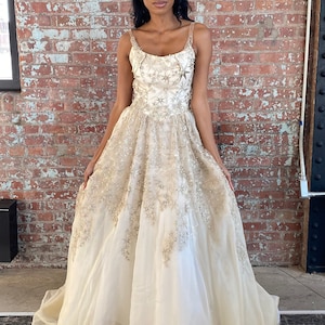 Vintage Wedding Dress Celestial - Etsy UK