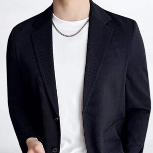 Lightweight Casual Blazer | Summer Suit Jacket | Modern Smart Outfit | Versatile Streetwear Style

summer suit jacket with clean tailoring and button closure