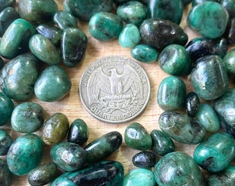 AAA+Emerald Tumbled Stone - Polished Emerald Crystal - Heart Chakra - Best Quality Emerald - Tumbled Emerald