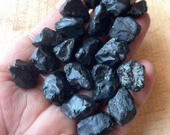 20Pcs Black Spinel Rough Gemstones, Healing Crystals (13/18 MM)