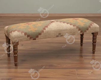 Handgemaakte kelimbank poef, gestoffeerde wollen jute bank, rustieke houten poten voetenbank, boho halbank, vintage kelimmeubels