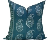 Pillow cover, Kashmir Paisley Tea/Peacock, paisley, Spark Modern pillow
