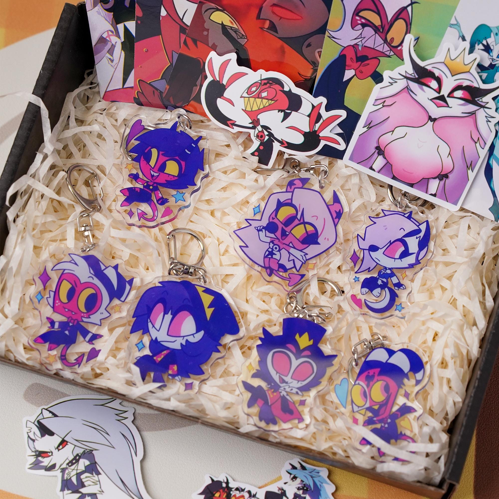 Verosika standee - Etsy 日本