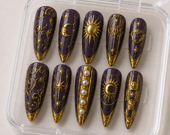 Gotische, himmlische künstliche Fingernägel | Lila Mond, Stern, Goldene Sonne – Astrologie-Set