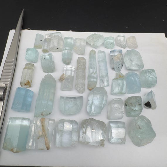 Natural Aquamarine Crystal Lot: Hexagonal Skardu Pakistan Beryl (506 Ct)