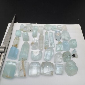 Lote de cristales de aguamarina natural: Berilo pakistaní hexagonal Skardu (506 ct) imagen 2