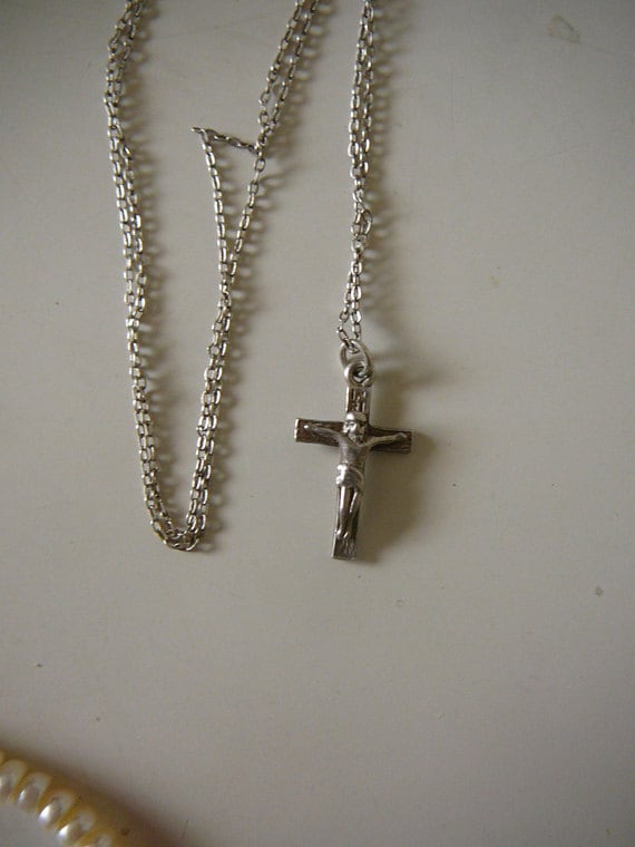 Vintage sterling silver cross and chain, Jesus cr… - image 1