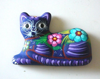 Hand painted cat fridge magnet, stocking filler stuffer, purple kitten, gift, childrens magnet, terrecotta flowery cat