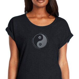 T-shirt da donna per arti marziali/camicia per arti marziali/t-shirt da donna/camicia da karate/Taekwondo/Judo/camicia ispiratrice/La vita è equilibrio/Yin Yang