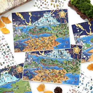 Peut inclure: Plusieurs impressions de cartes fantastiques colorées avec des illustrations détaillées d'un paysage fantaisiste, comprenant des montagnes, des océans et un soleil avec un visage. Des planches d'autocollants supplémentaires sont également présentes.