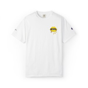Nemic Brand "Gyllene läppar" Pop Art-tröja med lapp