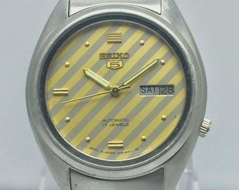 Vintage 1974 Seiko 5 Automatic 7019-8180 Day-date Japanese Men's