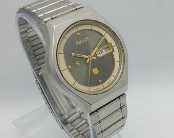 Ricoh Crystal 9 Automatic 061881 AC Day/date Vintage Men's Watch