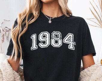 Custom Birth Year Shirt, Retro Birth Date Tshirt, Personalized Birthday Gift Shirt for Woman retro 30th Birthday 40th Birthday 50th