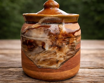 Handmade Ceramic Jar for Pickle | Clay Jar for Tea with Lid 500ml | Indian Achar Barni Fluid Design | Terracotta Clay Kitchen Storage Bin