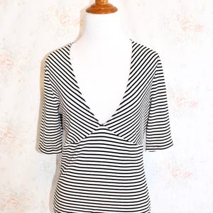 Vintage 90s Bodysuit, Plunging V Neck, Striped, Black & White, 1990s, 90s Clothing, Reformation image 2