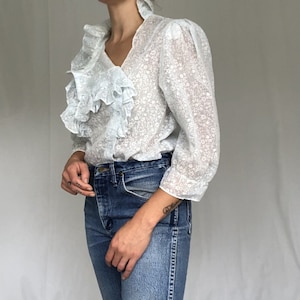 Vintage 80s Ruffle Collar Blouse, High Neck, Sheer, Edwardian / Victorian, Romantic, Boho, Floral image 5